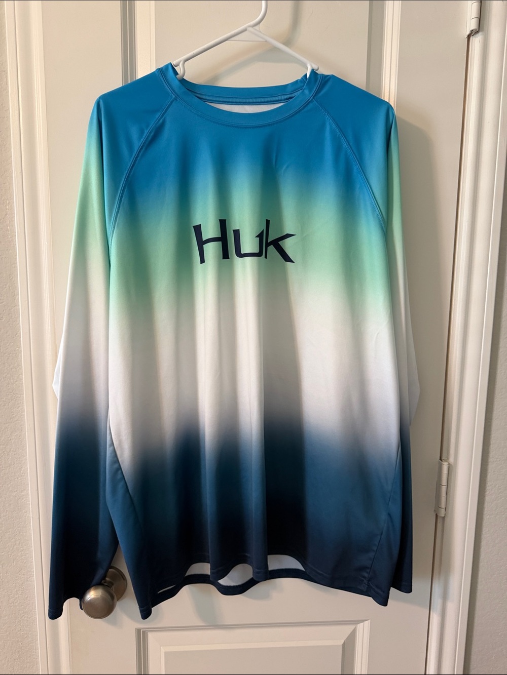 Huk Men's Ombre Long-Sleeve Swim Shirt - Teal/Blue/White